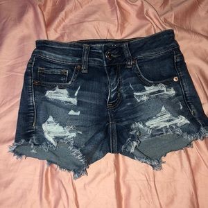 AE cut off shorts!